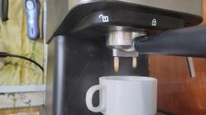 Чистим кофеварку лимонной кислотой, ч. 1.