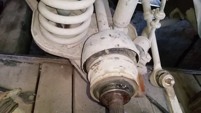 нива смена ступичного подшипника и гранаты.Ч1 смотреть онлайн