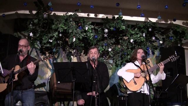 Елена Фролова, Вадим и Валерий Мищуки - Проплывают облака (Е.Фролова - И.Бродский) смотреть онлайн