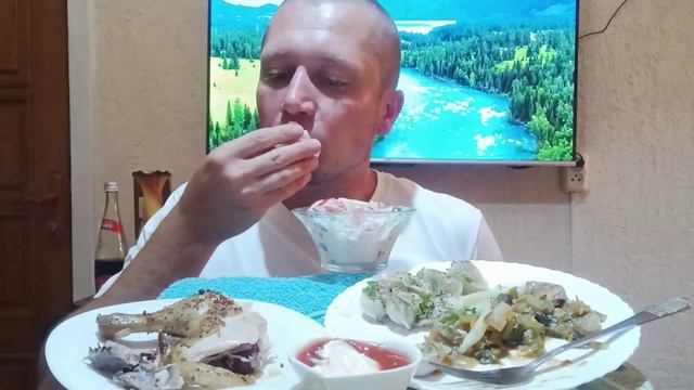 МУКБАНГ/ОБЖОР/ЕДА НА КАМЕРУ. ПЕЛЬМЕНИ, ОВОЩНОЕ РАГУ, ОКОРОЧОК ЖАРЕНЫЙ, ОВОЩНОЙ САЛАТ. смотреть онлайн