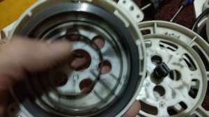 Механизм смотки провода  пылесоса