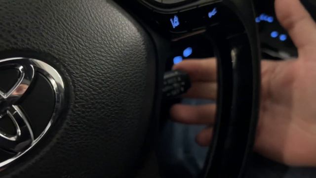Toyota CHR 2018 гибрид смотреть онлайн