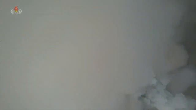 КНДР ЗАПУСТИЛА МБР нового типа «Хвасонпхо 18» смотреть онлайн