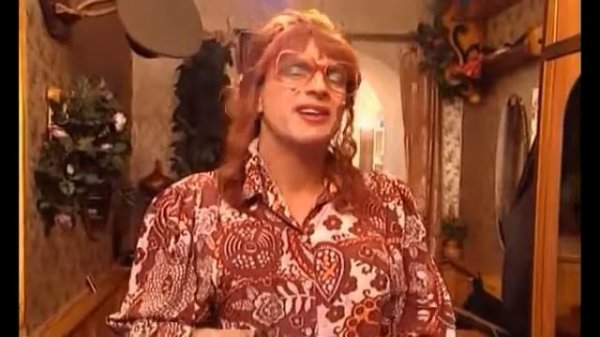 Слуга народа: депутат Зинаида Тракторенко встречает избирателя