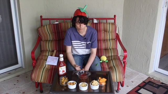 TOMATO BOY EATS CHIPS?!? - Ketchup Ketchdown 1 - Food Review Show смотреть онлайн