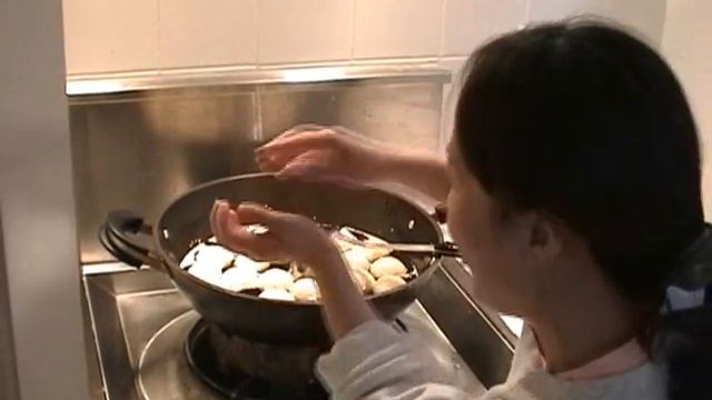 Sesame ball-Traditional Chinese Dim sum смотреть онлайн