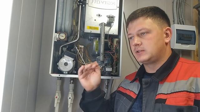 Вопросы по Навьену:1.По температуре в помещении;2.По режиму вне дома;3.Про ошибку 05. смотреть онлайн