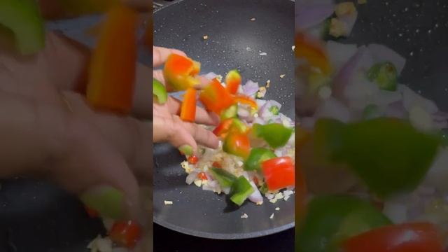 Soya Tofu Chilli | Chilli Garlic Tofu | Tofu Recipes | #tofu #tofurecipe ##viralvideo #shorts смотреть онлайн