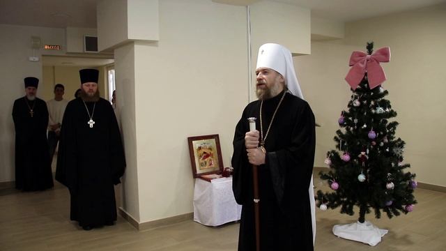 Архипастырь посетил роддом № 4 смотреть онлайн