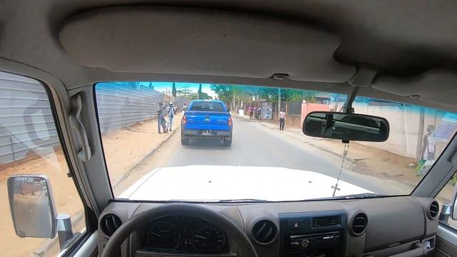 buscando os bancos do kia, com o Land Cruiser смотреть онлайн