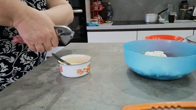 Летний салат с творогом. смотреть онлайн