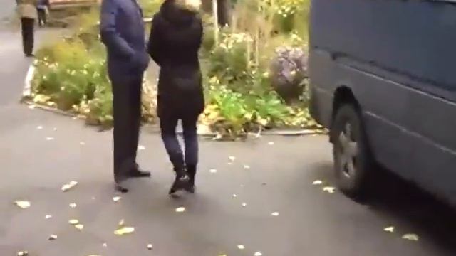 Киевский госпиталь ; Грабёж земли для покойников смотреть онлайн