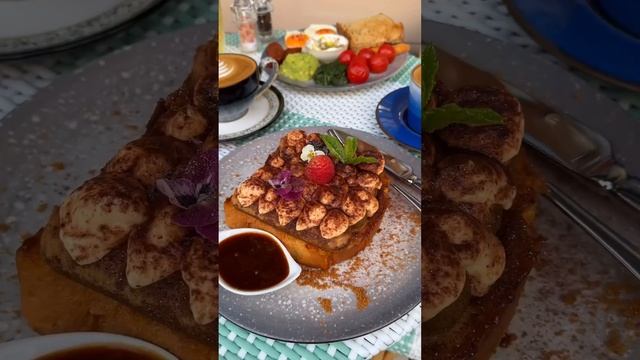 Indulge at Violas Tiramisu French Toast, Truffle Scrambled Eggs & More #shorts смотреть онлайн