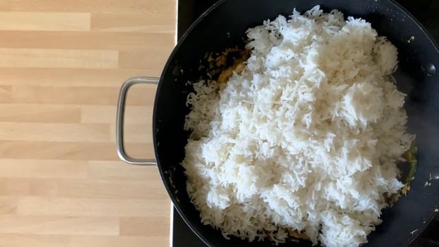 Restaurant Style Chicken Fried Rice Recipe | Quick and Easy | Food and Fitness смотреть онлайн