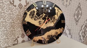 Часы из эпоксидной смолы