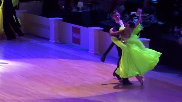 Dmytro Rodin - Ielyzaveta Perepelytsia , Ukraine Quickstep Autumn Moscow 2017 Junior 1 Standard смотреть онлайн