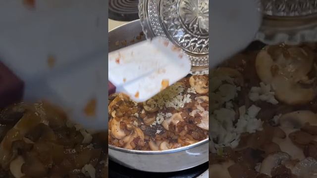 Fettuccine Chicken Alfredo смотреть онлайн