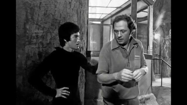 Брюс Ли и Роберт Клауз смотреть онлайн