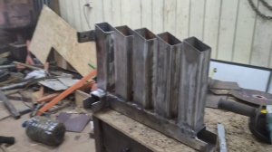 Стойка для грифов.