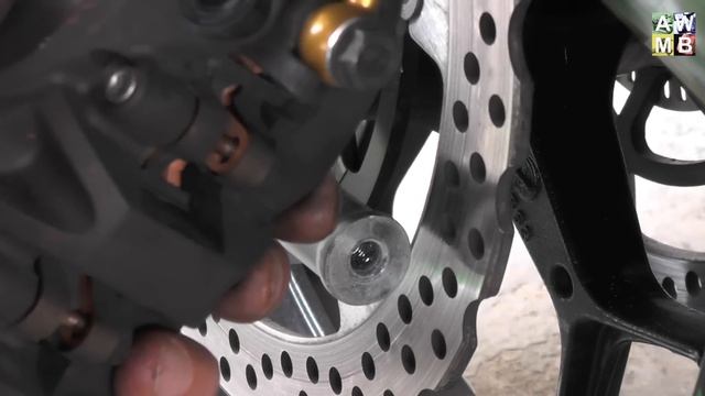 Motorrad Bremsbeläge wechseln смотреть онлайн