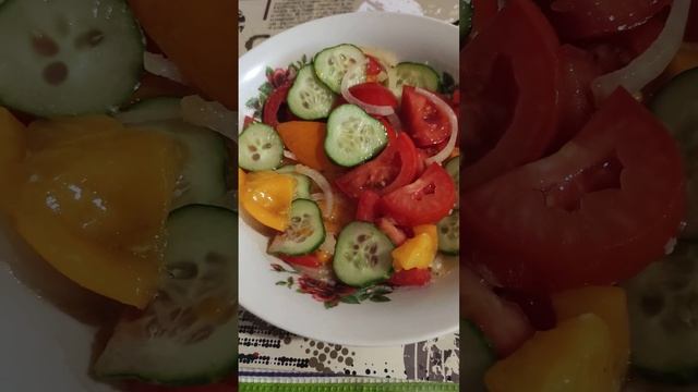 ЯРКИЙ ОВОЩНОЙ САЛАТИК. смотреть онлайн