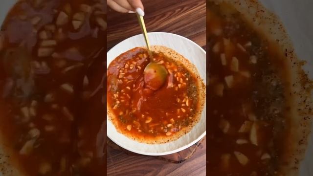 Get your Maggie fix with this simple and mouth watering Spicy Garlic Maggi recipe!😋 #foodie #maggi смотреть онлайн