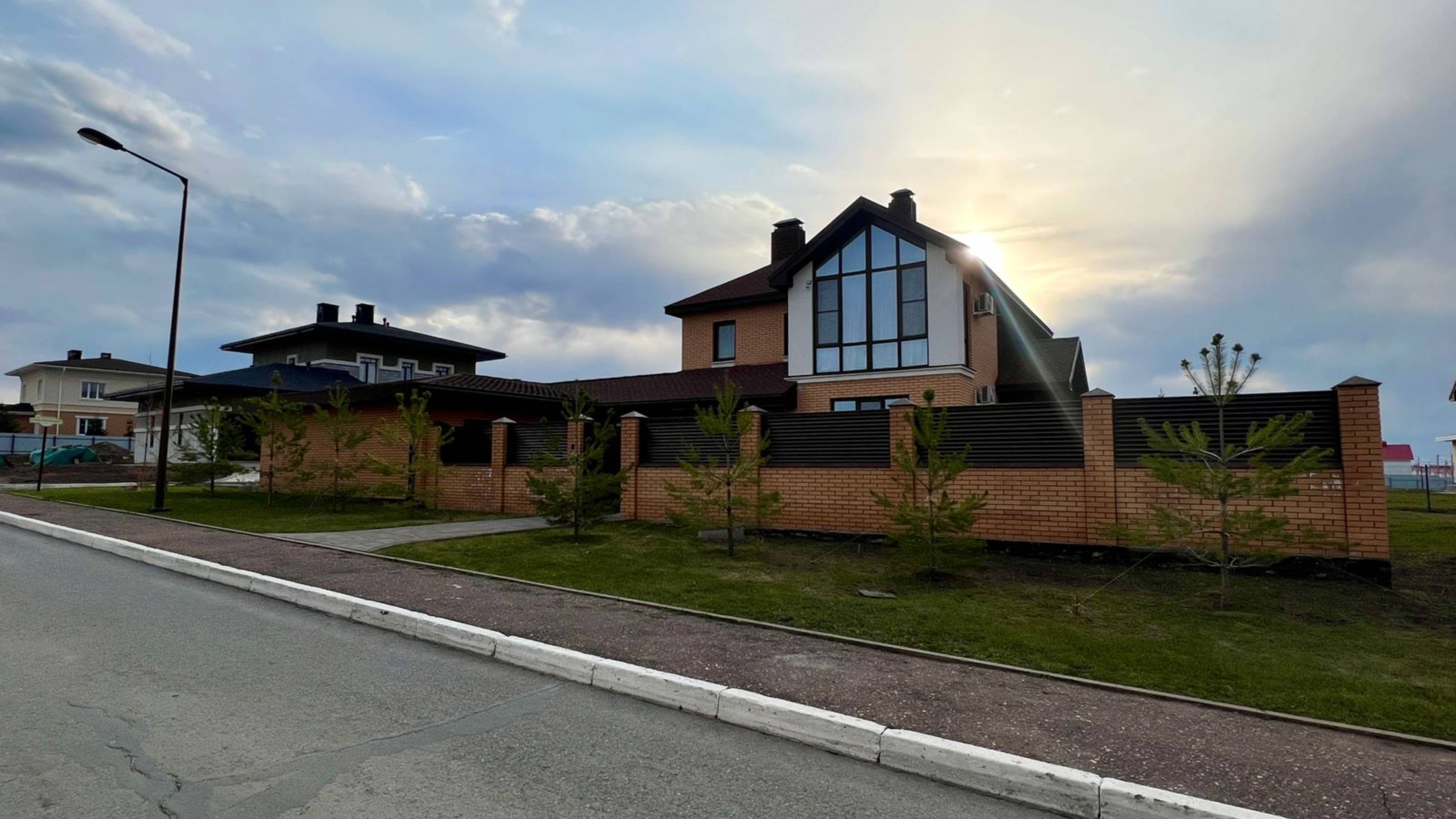 Дом 330 кв.м Акбердино Виллэдж