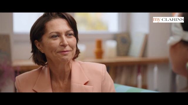 My Clarins Learn. Love. Apply - Let’s (re)connect with oily skin | Clarins смотреть онлайн