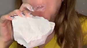 Природный мел Льдинка. Асмр. Хруст мелом. Мелоежка