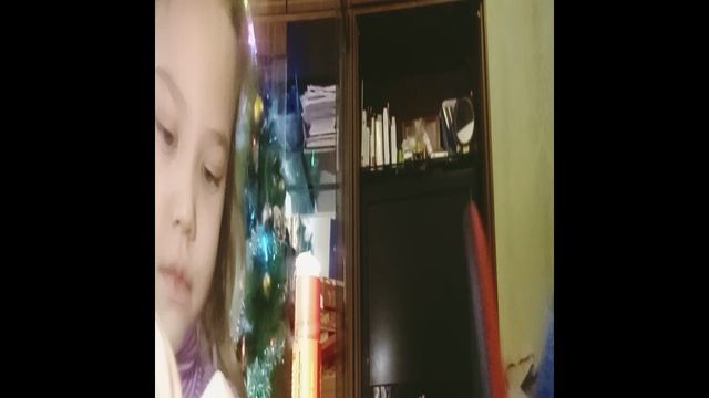 У нас сломался телевизор ребята что делать смотреть онлайн