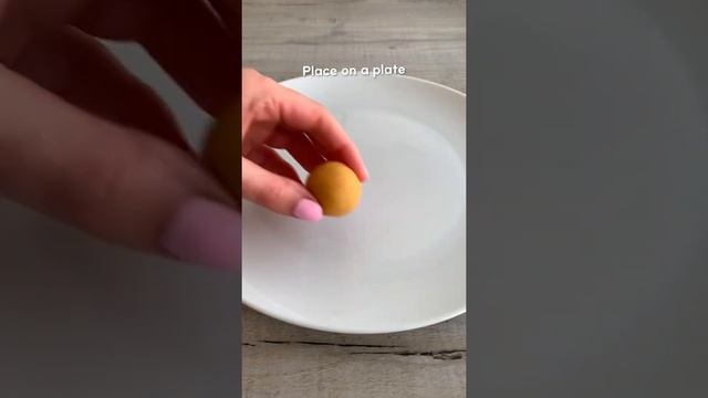 Easy lemon & white chocolate cake balls AKA cake pops without the sticks! смотреть онлайн