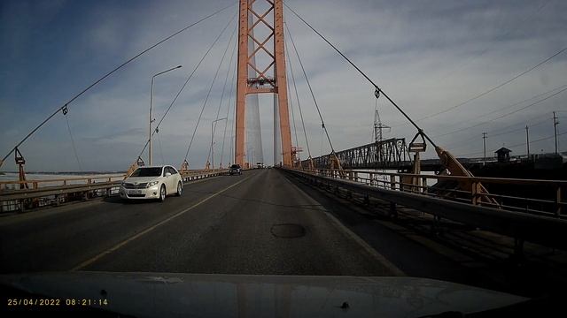 Вантовый мост через Обь