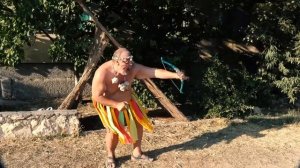 Приколы, смешное видео, толстый дядька зажигает с папуасками! Ржака!!!