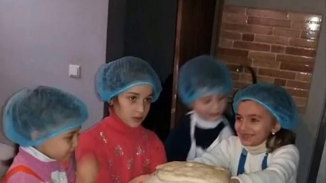 Georgian Lobiani & Bread