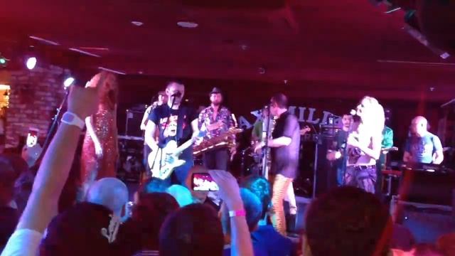 Ленинград - Родная (Самара, Максимилианс, 11.04.13) смотреть онлайн