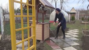 6 соток 13 апреля . Про рассаду, солнечные фонари и размеры арки-перголы