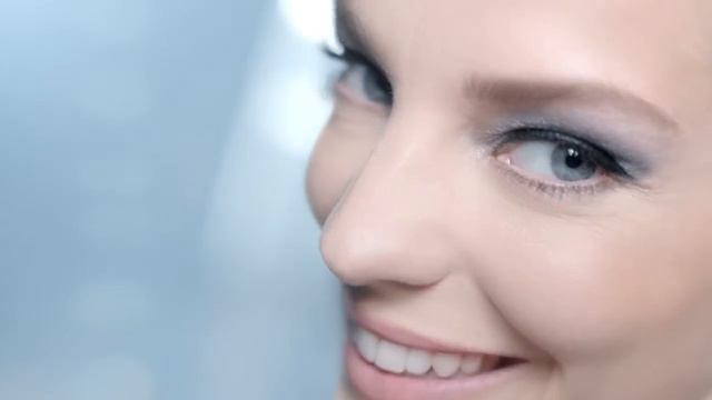 LANCÔME Genifique Yeux Light Pearl смотреть онлайн