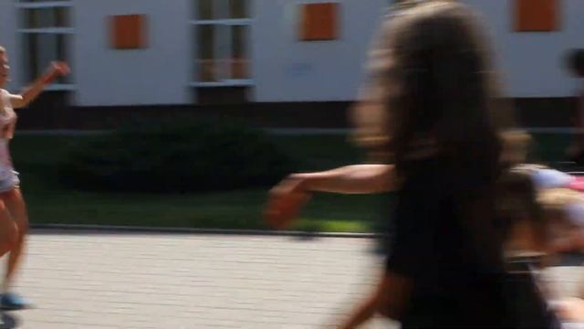 Флешмоб зомби в г. Ст. Оскол 10.08.13г. смотреть онлайн