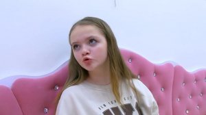 От 1 до 11 КЛАССА за 24 часа ! Девочки БУНТАРКИ Маргарита Лера и Марк