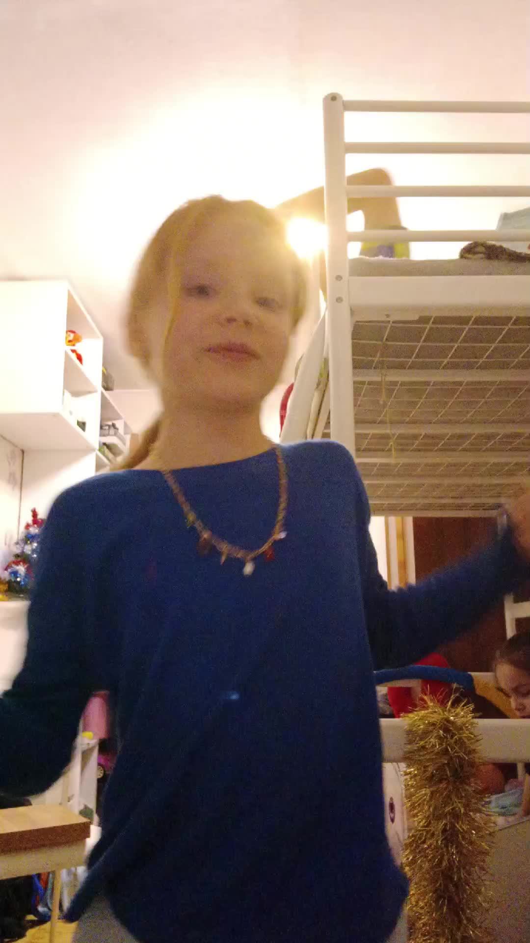 снимаю с сестрой смотреть онлайн