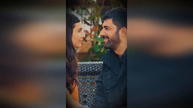 La simpática cama de la casa de Engin Akyurek y Tuba sorprende a todos смотреть онлайн