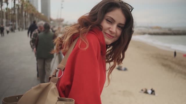 Любите женьщин смотреть онлайн