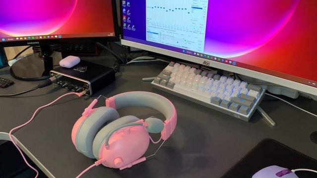 Razer Blackshark V2 X ЗВЕРЬ, но после настройки... (распаковка/обзор) смотреть онлайн