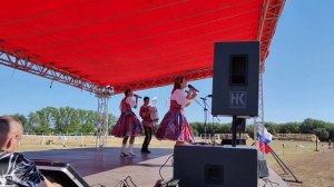 ВЕСЕЛИСЬ НАРОД! СЪЁМКА ЛЮБИТЕЛЬСКАЯ, ЗАТО ПЕСНЯ ХОРОШАЯ! Ансамбль КАЛИНА. Russian folk songs...