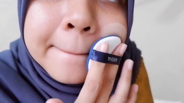 REVIEW MISSHA MAGIC CUSHION MOIST UP SPECIAL SET NO. 23 NATURAL BEIGE