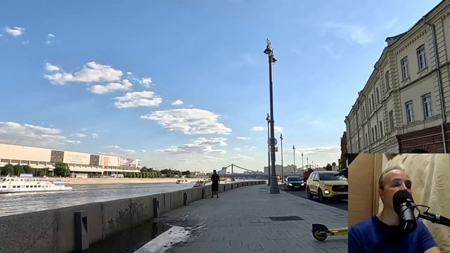 Поняв, что ребенок уже просится, а скорая не успеет, беременная сирота колотила во все двери… смотреть онлайн