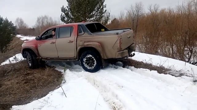 Toyota Hilux Arctic Truck