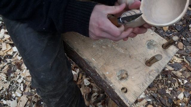 Carving a Leaf Handle Kuksa смотреть онлайн
