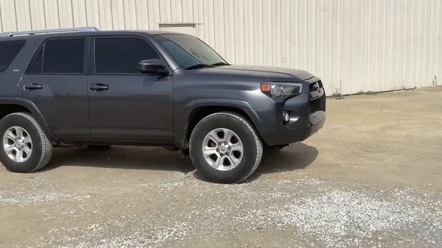 2016 Toyota 4 Runner SR5 смотреть онлайн