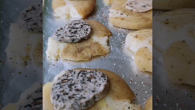 #картофель#картошкавдуховке Вкуснейшая картошечка с ароматным маслом!!! смотреть онлайн